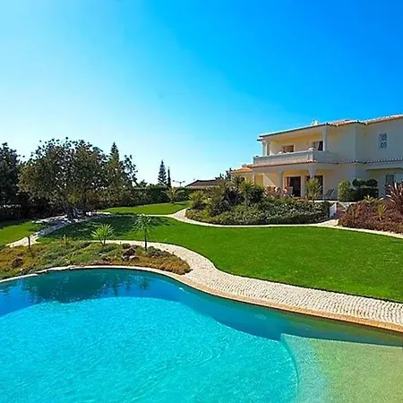 Carvoeiro Sleeps 6 Pool Air Con Wifi *